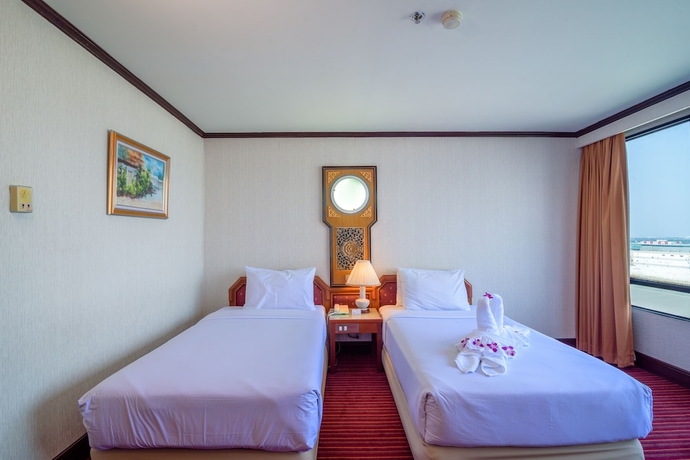 Imagen de la habitación del Hotel Alexander, Bangkok. Foto 2