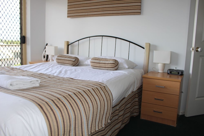 Imagen de la habitación del Hotel Alexander Beachfront Apartments. Foto 9