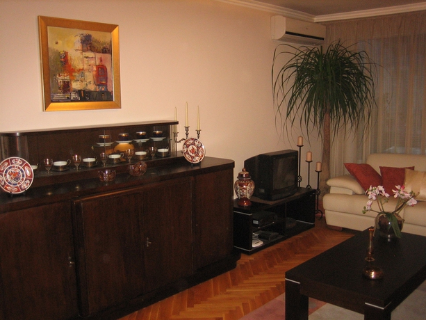 Imagen de los interiores del Hotel Alexander Business Apartments. Foto 7