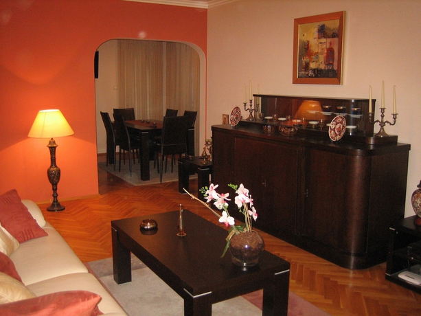 Imagen de los interiores del Hotel Alexander Business Apartments. Foto 8