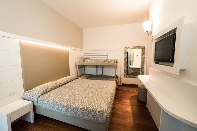 Imagen de la habitación del Hotel Alexander, Cattolica. Foto 8