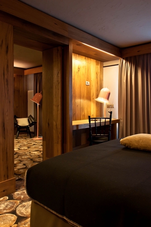 Imagen de la habitación del Hotel Alexander Charme. Foto 8