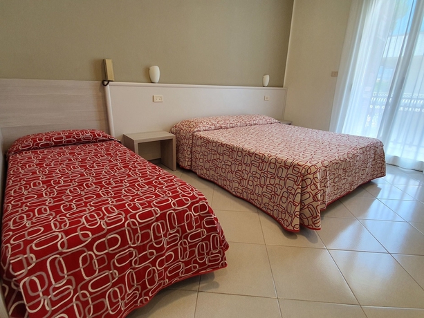 Imagen de la habitación del Hotel Alexander, GIARDINI NAXOS. Foto 2