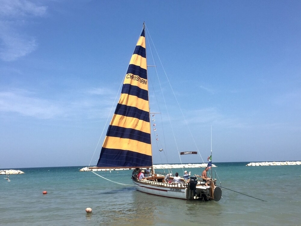 Imagen general del Hotel Alexander, Gabicce Mare. Foto 8