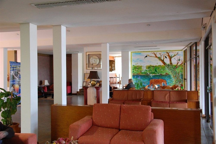Imagen de los interiores del Hotel Alexander Hotel. Foto 4