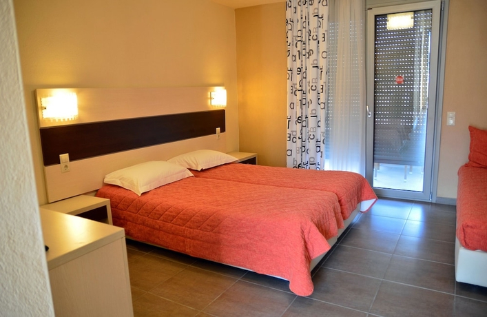 Imagen de la habitación del Hotel Alexander Inn, Stavros. Foto 7