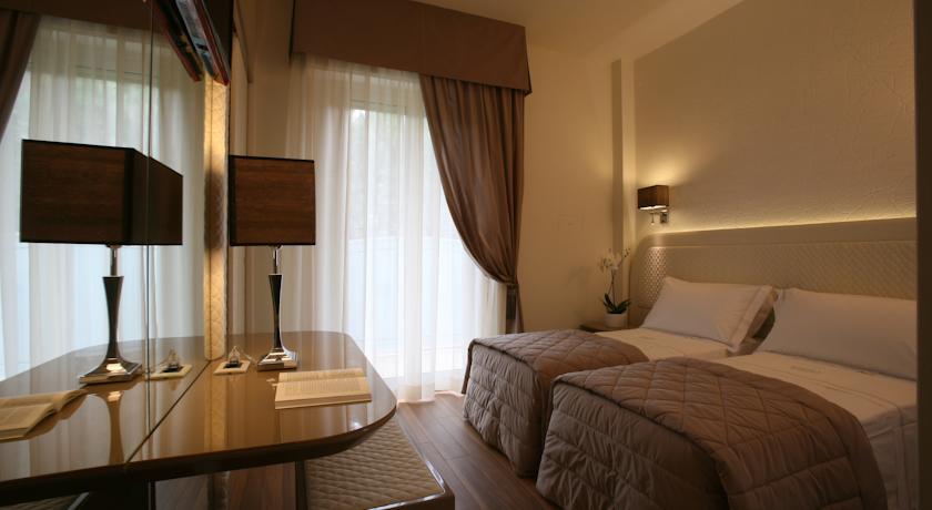 Imagen general del Hotel Alexander, Milano Marittima. Foto 5