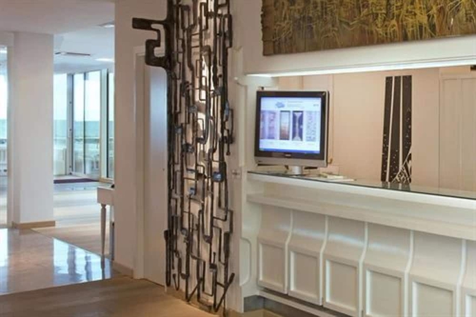 Imagen de los interiores del Hotel Alexander Museum Palace. Foto 19