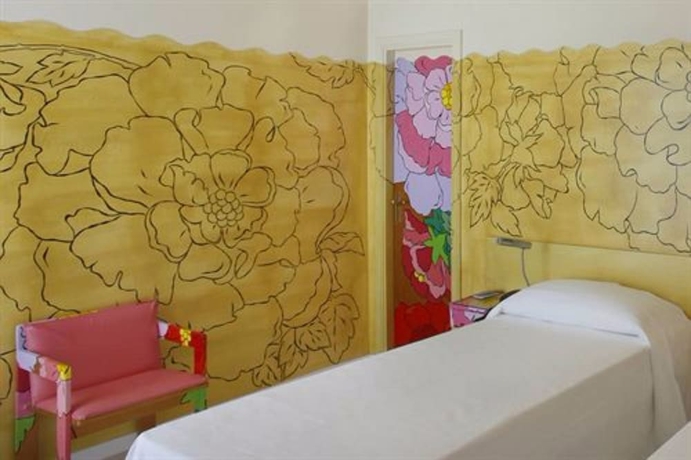 Imagen de la habitación del Hotel Alexander Museum Palace. Foto 16