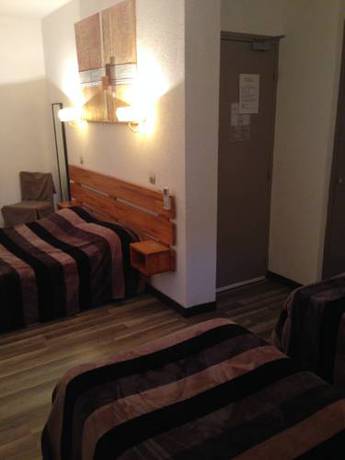 Imagen de la habitación del Hotel Alexander, PERPIGNAN. Foto 8