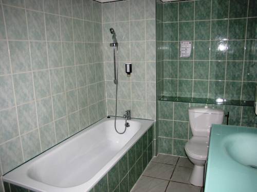 Imagen de la habitación del Hotel Alexander, PERPIGNAN. Foto 16