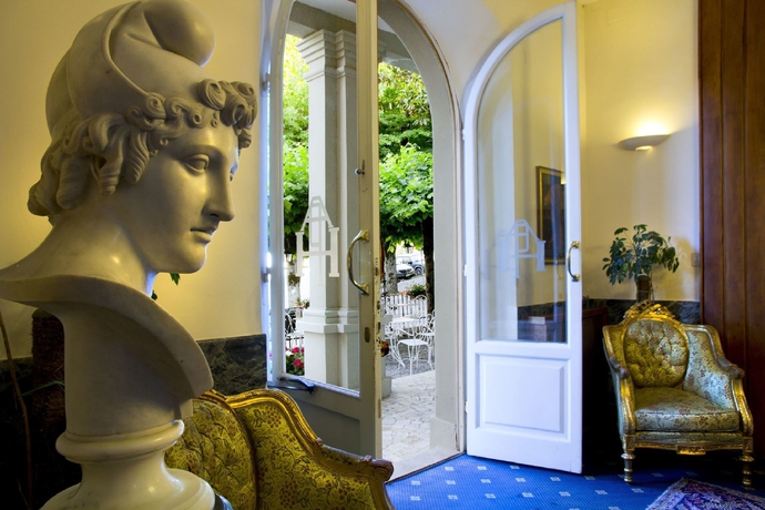 Imagen de los interiores del Hotel Alexander Palme. Foto 13