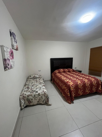 Imagen de la habitación del Hotel Alexander, Puerto Pe&ntilde;asco. Foto 8