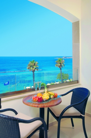 Imagen de la habitación del Hotel Alexander The Great Beach. Foto 6