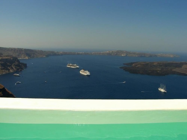 Imagen de la habitación del Hotel Alexander Villas. Foto 6