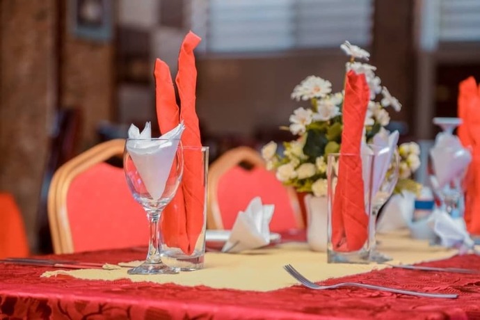 Imagen general del Hotel Alexander and Tours. Foto 6