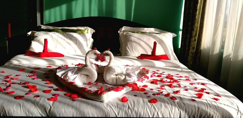 Imagen general del Hotel Alexander and Tours. Foto 8