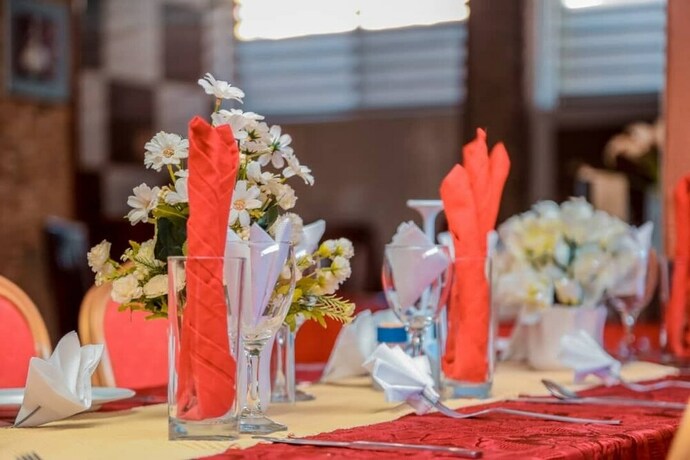 Imagen general del Hotel Alexander and Tours. Foto 11