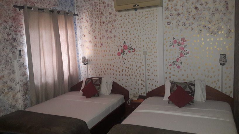 Imagen de la habitación del Hotel Alexander plaza hotel ltd. Foto 2