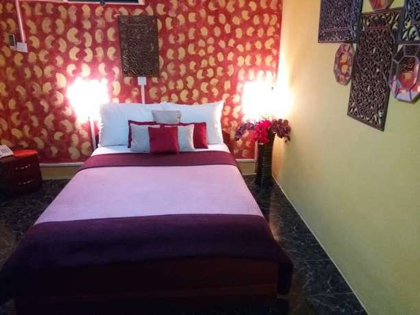Imagen de la habitación del Hotel Alexander plaza hotel ltd. Foto 6
