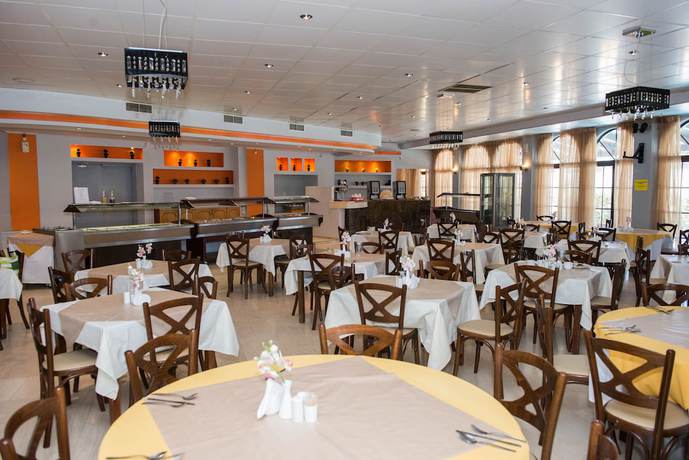 Imagen del bar/restaurante del Hotel Alexander the Great. Foto 6