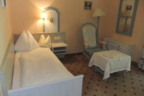 Imagen de la habitación del Hotel Alexanderhof. Foto 12