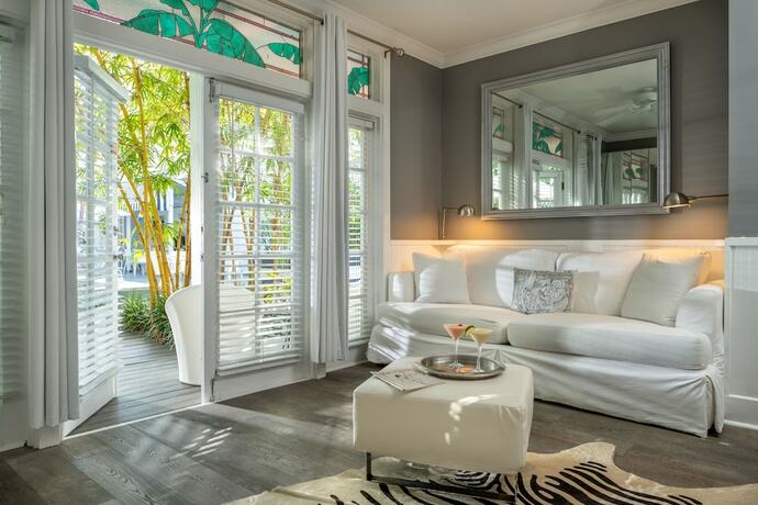 Imagen general del Hotel Alexander\'s Gay and Lesbian Guesthouse - Adults Only. Foto 5