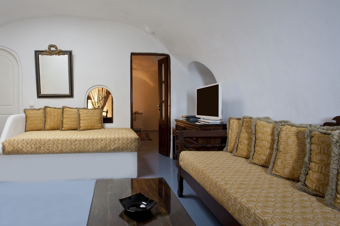 Imagen de los interiores del Hotel Alexander's Suites. Foto 13