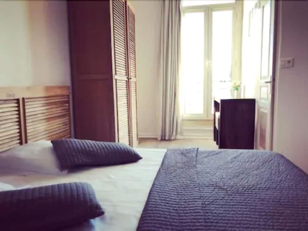 Imagen de la habitación del Hotel Alexandra, Antibes. Foto 10