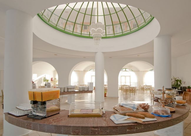 Imagen del bar/restaurante del Hotel Alexandra Beach, PSALIDI. Foto 4