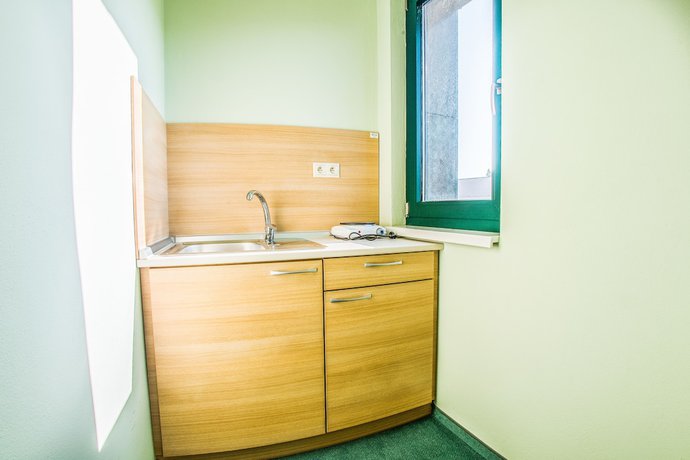 Imagen de la habitación del Hotel Alexandra Business. Foto 16