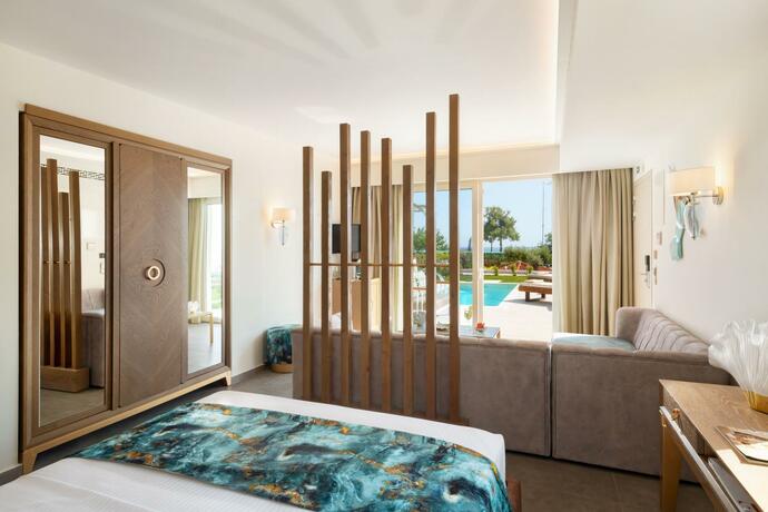 Imagen general del Hotel Alexandra Elegance Bridging Generations. Foto 11