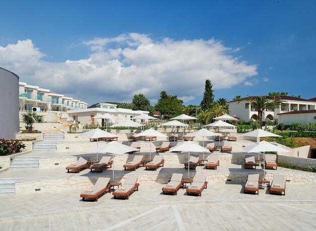 Imagen general del Hotel Alexandra Elegance Bridging Generations. Foto 20