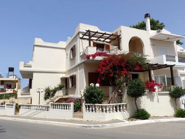 Imagen general del Hotel Alexandra, Galatas. Foto 1