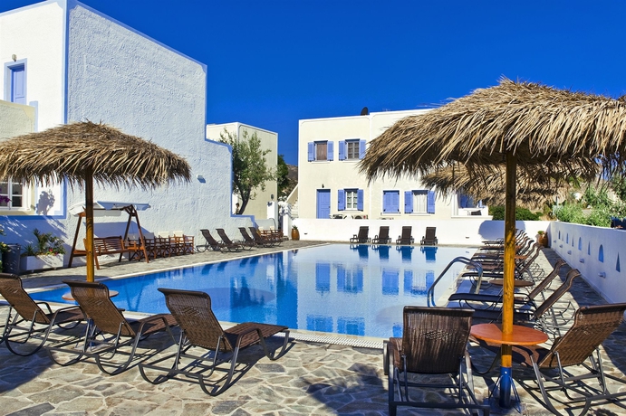 Imagen de la piscina del Hotel Alexandra, Kamari. Foto 16