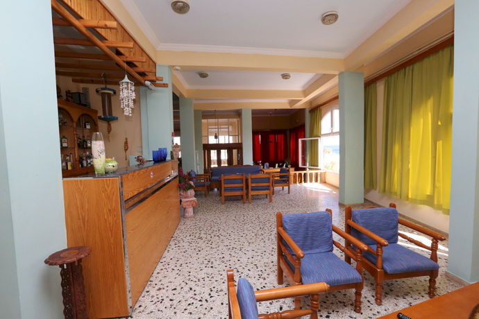 Imagen de los interiores del Hotel Alexandra, Megas Gialos Varis. Foto 7