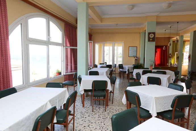 Imagen de los interiores del Hotel Alexandra, Megas Gialos Varis. Foto 13