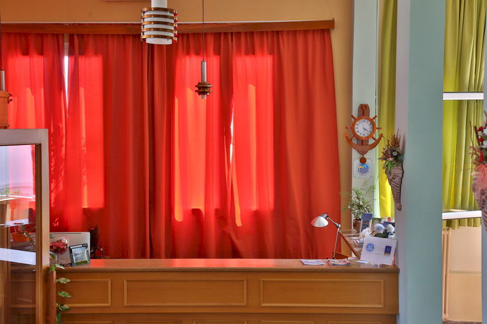 Imagen de los interiores del Hotel Alexandra, Megas Gialos Varis. Foto 15