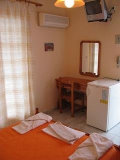 Imagen de la habitación del Hotel Alexandra, Paros. Foto 6
