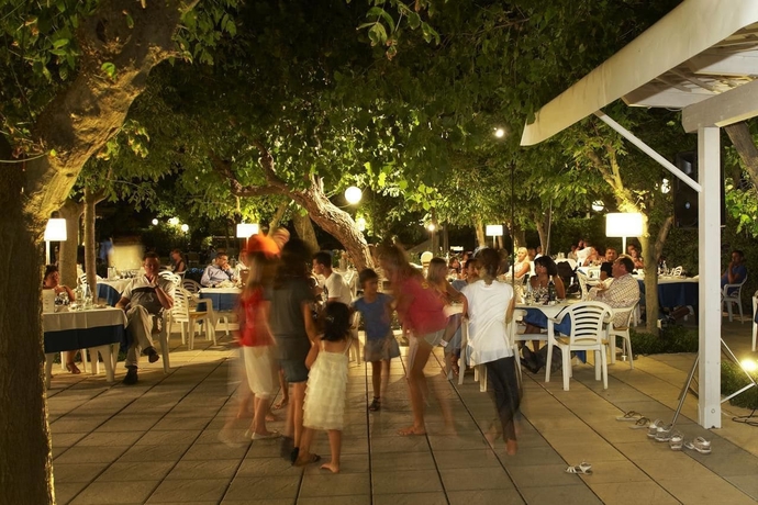 Imagen general del Hotel Alexandra Plaza. Foto 2