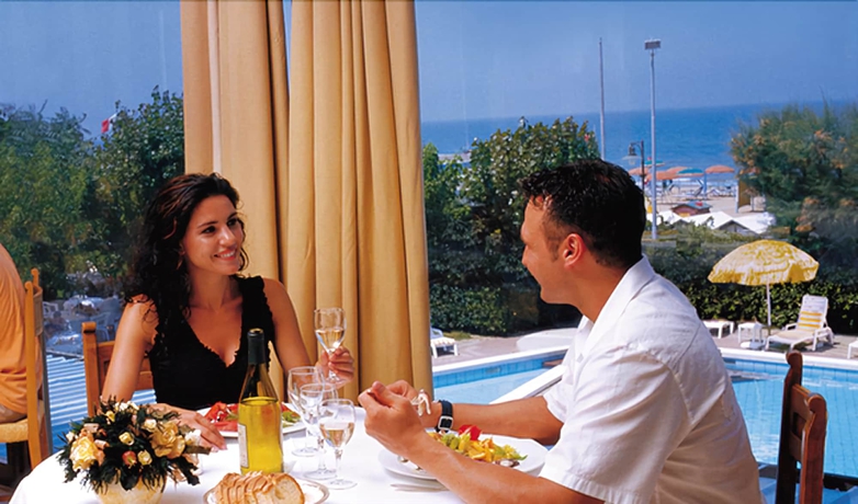 Imagen de los interiores del Hotel Alexandra Plaza. Foto 15