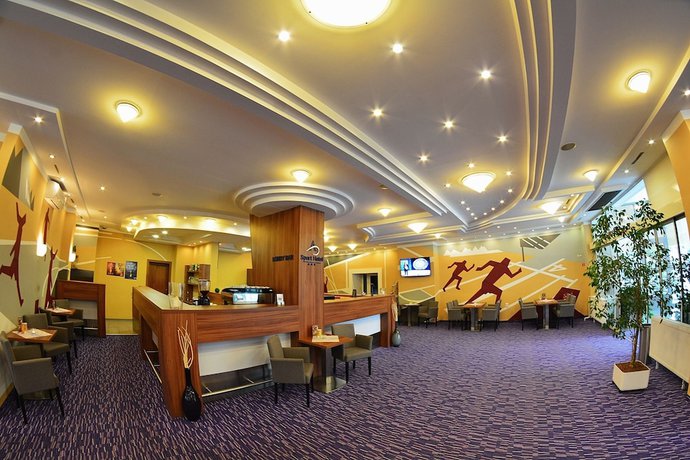 Imagen de los interiores del Hotel Alexandra &Scaron;port. Foto 20