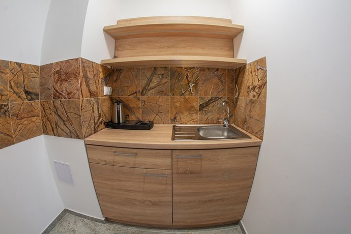 Imagen de la habitación del Hotel Alexandra &Scaron;port. Foto 13