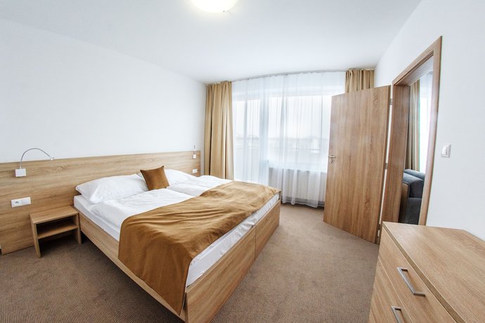 Imagen de la habitación del Hotel Alexandra &Scaron;port. Foto 17