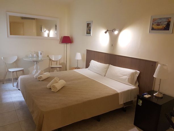 Imagen de la habitación del Hotel Alexandra Sitges. Foto 5