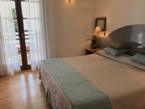 Imagen de la habitación del Hotel Alexandra Stay Residence. Foto 2