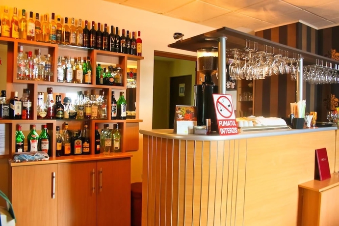 Imagen del bar/restaurante del Hotel Alexandra, Timisoara. Foto 3