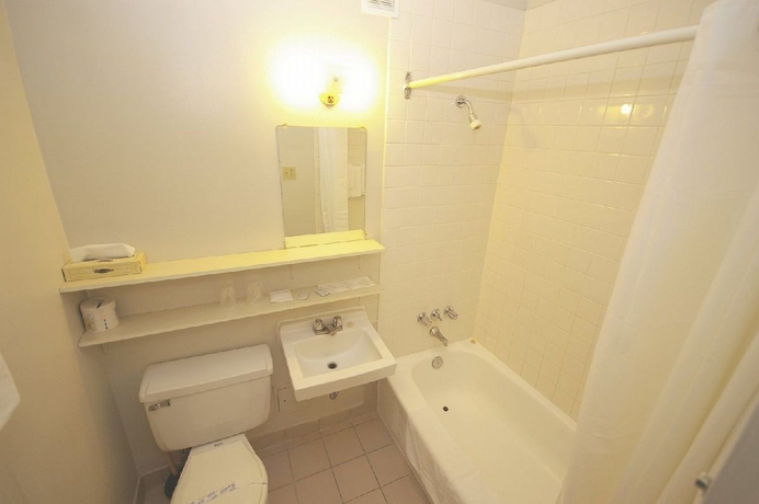 Imagen de la habitación del Hotel Alexandra, Toronto. Foto 4