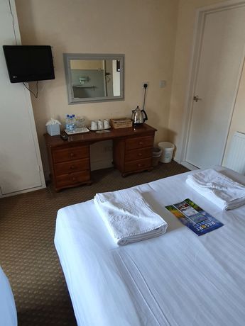 Imagen de la habitación del Hotel Alexandra, Weymouth. Foto 17
