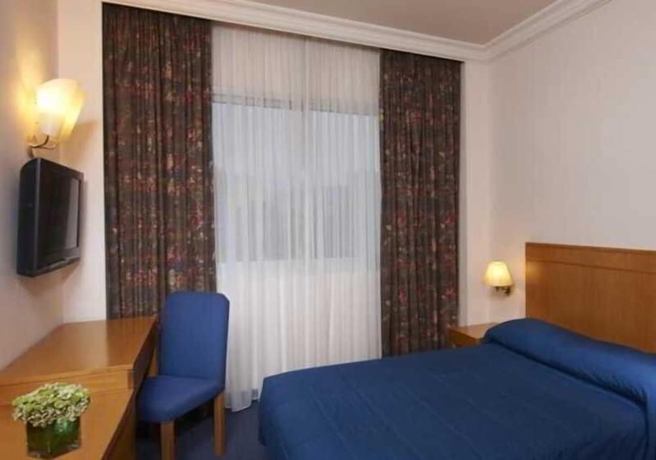 Imagen de la habitación del Hotel Alexandre. Foto 6